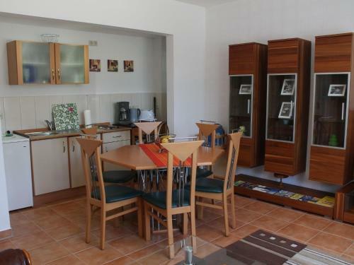 Spacious Apartment In Ravensberg Near Sea