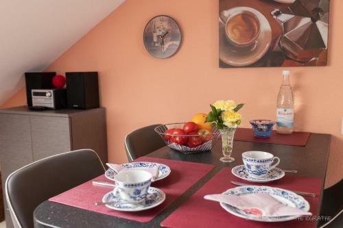 Apartamento Ferienwohnung-otzens-kleine-dachkammer