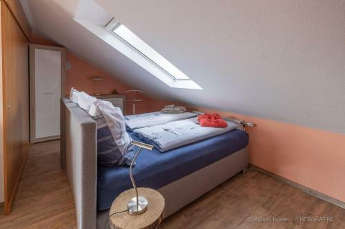 Apartamento Ferienwohnung-otzens-kleine-dachkammer