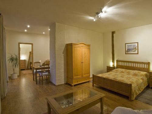 Luxurious Apartment With Garden In Kropelin