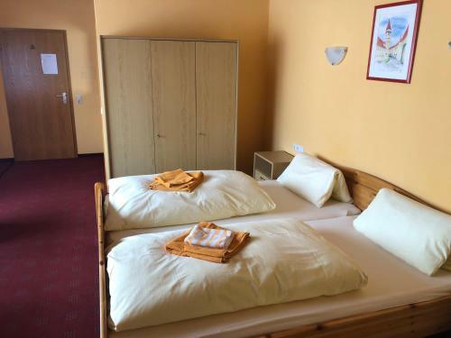 Hostal Eiscaf� - Pizzeria Antonio