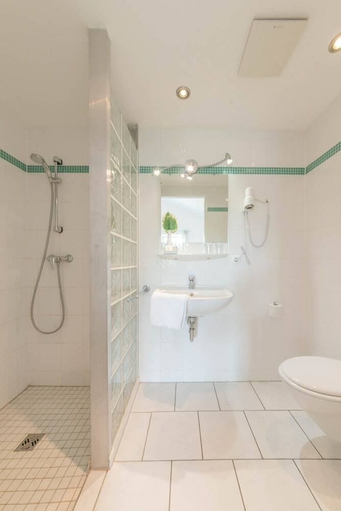 Hostal Pension Wess