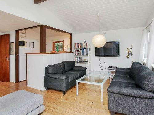 Two-bedroom Holiday Home In Kalundborg 2