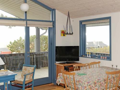 Three-bedroom Holiday Home In Esbjerg V 2