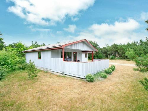 Three-bedroom Holiday Home In N�rre Nebel 17