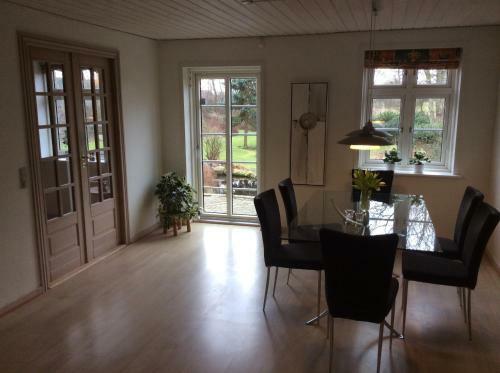 Hostal Axelgaard Guest Rooms