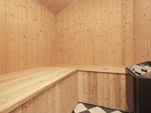 Holiday Home Hindb�rvangen