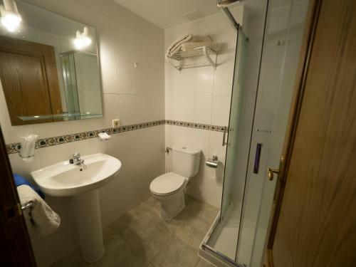 Hostal Casa Rural Martxoenea Landetxea