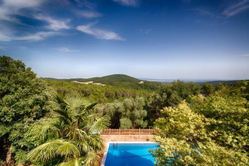 Agroturismo Masia Can Pou
