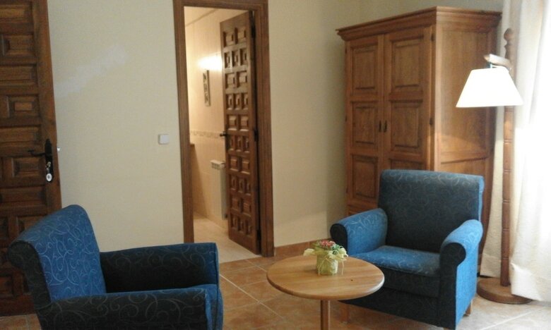 Hostal Rural Cumbres De Castilla