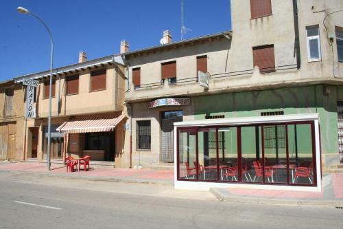 Albergue Hostal Restaurante Raton