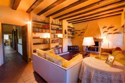 Sant Miquel De Cruilles Villa Sleeps 15 Pool Wifi