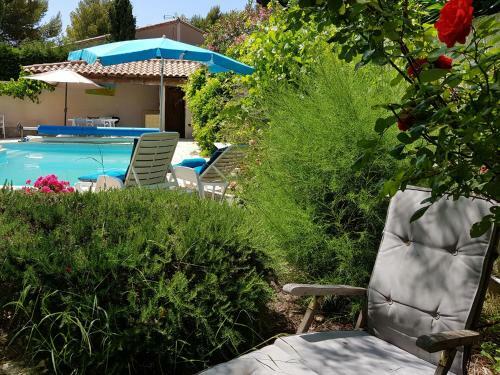 Elegant Villa In Bize-minervois With Pool