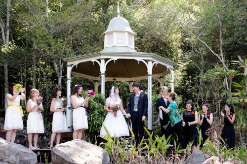Lodge Cooroy Country Cottages