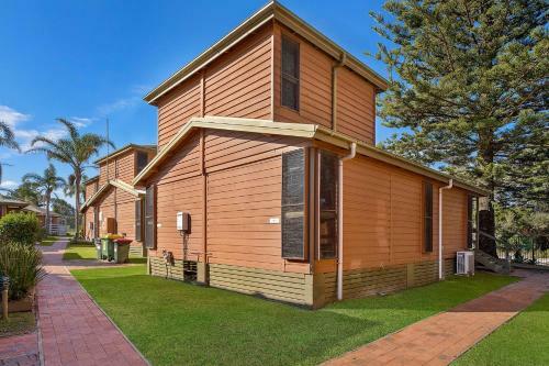 Hotel Shelley Beach Cabins