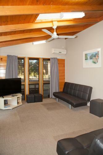 Hotel Shelley Beach Cabins