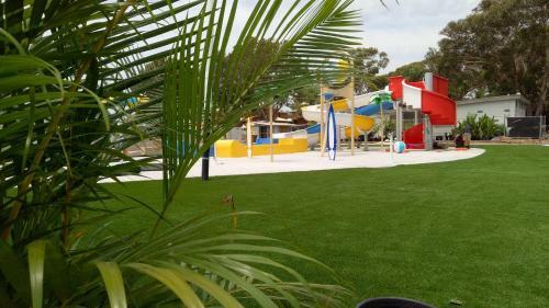 Hotel Shelley Beach Cabins