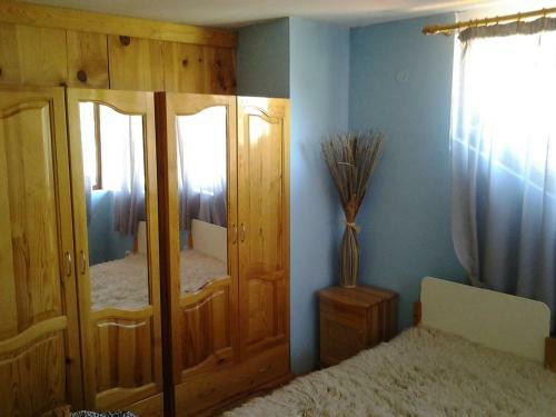 Hostal Sharkova Guest House