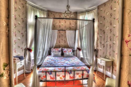 Hostal Ch�teau De Blavou Normandie