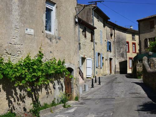 Villa Beautiful Bastide Near Forest In Brouzet-les-quissac