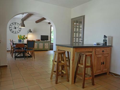 Villa Beautiful Bastide Near Forest In Brouzet-les-quissac