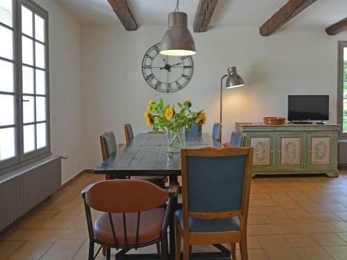 Villa Beautiful Bastide Near Forest In Brouzet-les-quissac