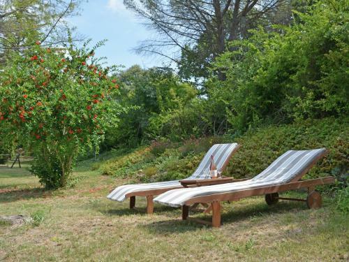 Villa Beautiful Bastide Near Forest In Brouzet-les-quissac