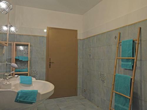 Villa Beautiful Bastide Near Forest In Brouzet-les-quissac