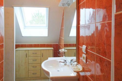 Semi-detached House Br�hal - Nmd04218-l