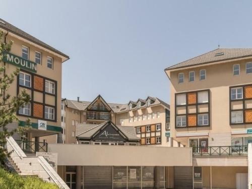 Apartment Pre Du Moulin F
