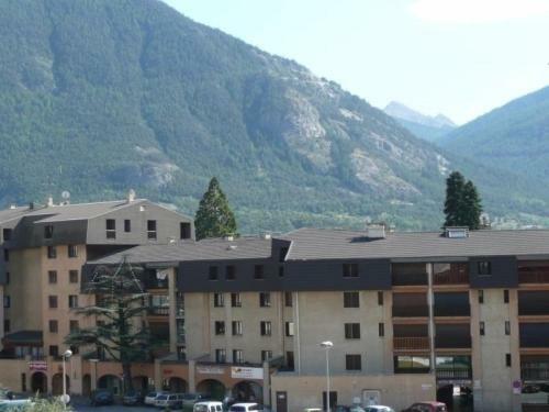 Apartment Central Parc 1b