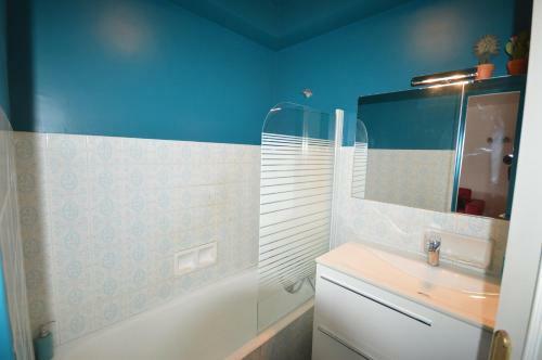 Large Studio Apartment