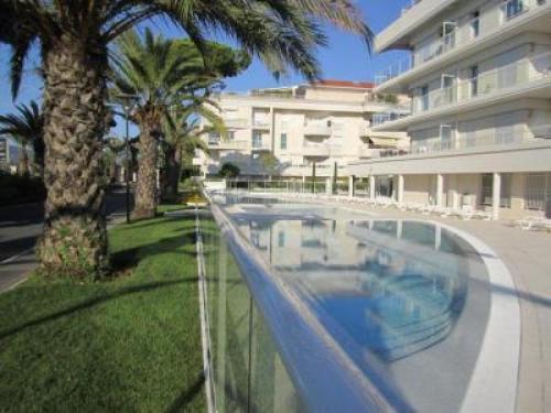 Apartamento Royal Palm 217