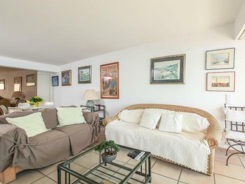 Apartment Laperouse