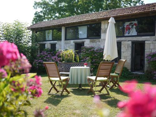 Bed & Breakfast Domaine De Puytirel