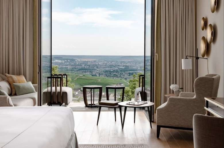 Royal Champagne Hotel & Spa
