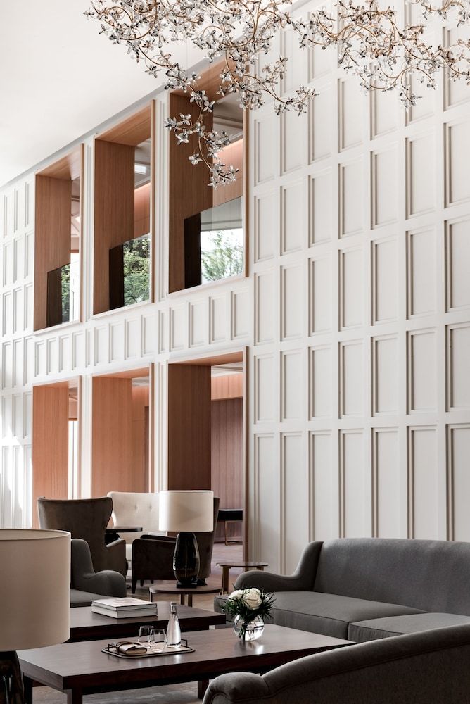Royal Champagne Hotel & Spa