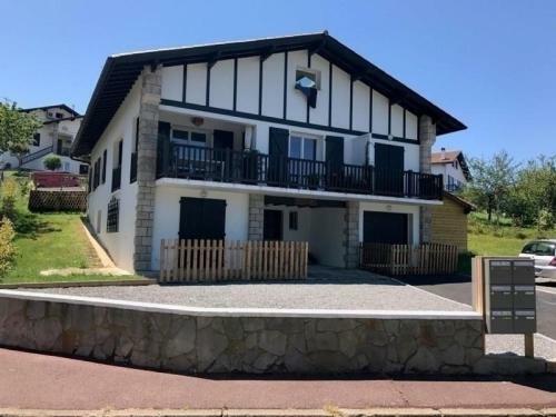 Apartment Petit Bois 16 - Quartier Calme Et R�sidentiel