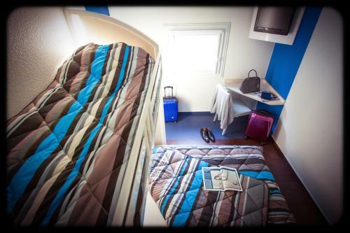 Hotelf1 Calais Coquelles
