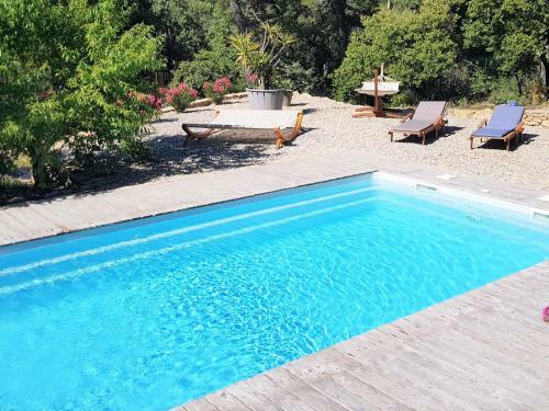 Charming Holiday Home In Faucon With Swimming Pool