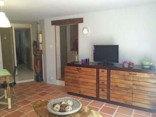 Charming Holiday Home In Faucon With Swimming Pool