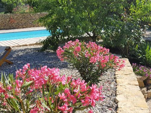Charming Holiday Home In Faucon With Swimming Pool