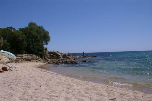 Faounzina Village