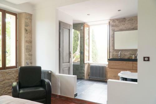 Bed & Breakfast Le Mas Des Romarins
