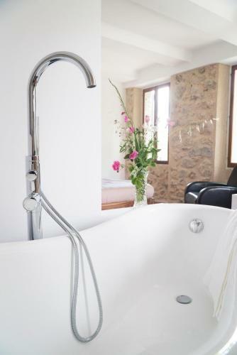Bed & Breakfast Le Mas Des Romarins