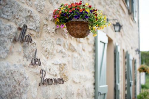 Bed & Breakfast Le Mas Des Romarins
