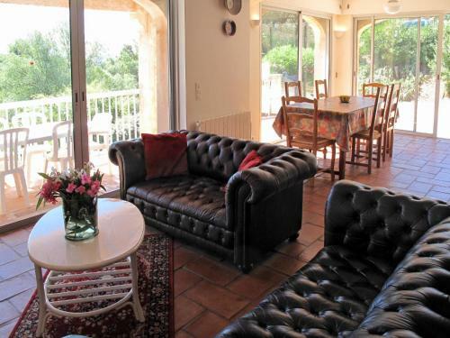 Holiday Home Bartavelle (max205)