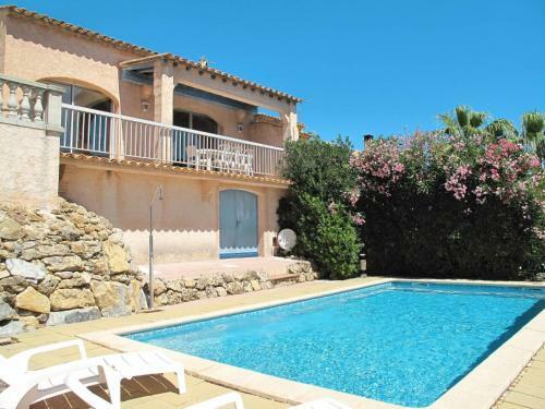 Holiday Home Bartavelle (max205)