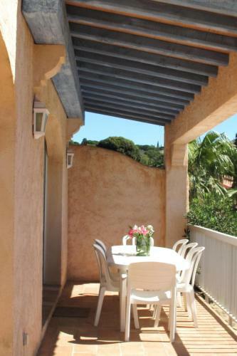 Holiday Home Bartavelle (max205)