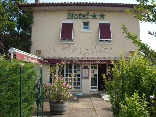 Hotel Logis H�tel La Cr�maill�re